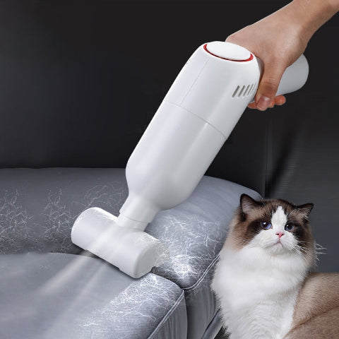 Baterkový vysavač pro rychlé čištění auta