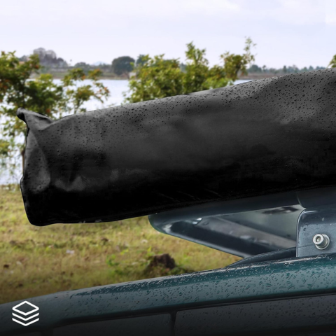 Boční stan na auto — rychlá montáž a úplná ochrana
