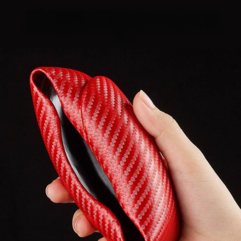 Potah volantu proti skluzu – elegantní a odolný