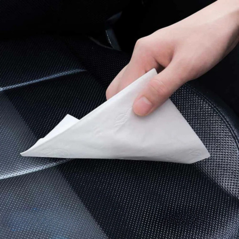 Auto Pitkäkestoinen Uudistava Spray – Tehokas Pintojen Ikääntymistä Vastaan