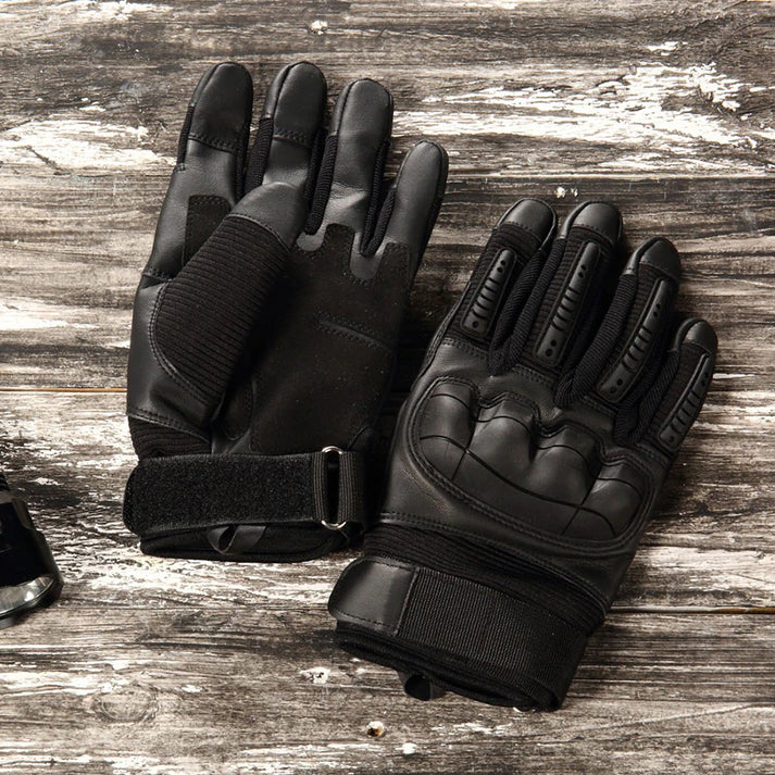 Taktikai Motos Kesztyűk – Extrém Védelem és Fogás 
