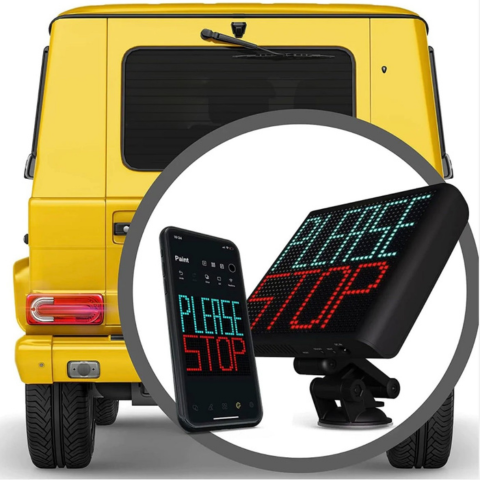Animovaný LED emoji panel pro auto — moderní a interaktivní styl 
