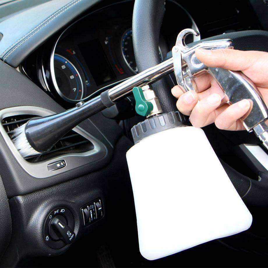 Tlakový čistič na auto – Multifunkčný a presný 